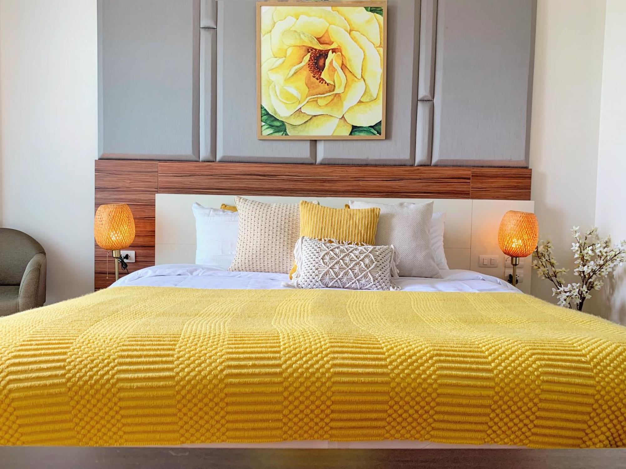 The Astra Cozy Living Suite Чиангмай Экстерьер фото